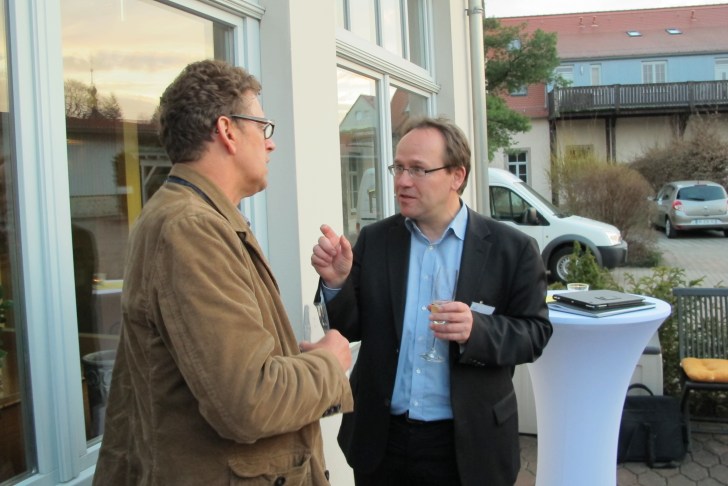 Paul Jepson and Klement Tockner in discussion