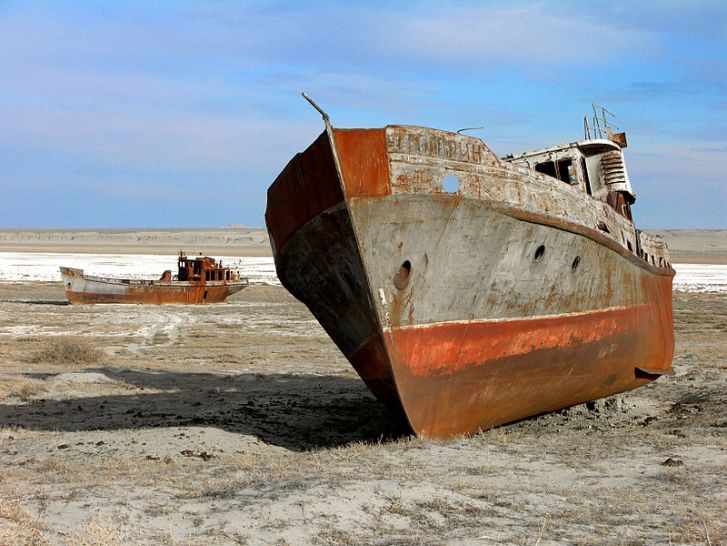 A 'ship graveyard' in the Aral Sea, Kazakhstan. Image: Wikipedia