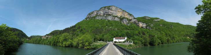 The River Bienne in the Jura Mountains, Eastern France: the region in which this study was undertaken. Image: KlausFoehl | Wikipedia